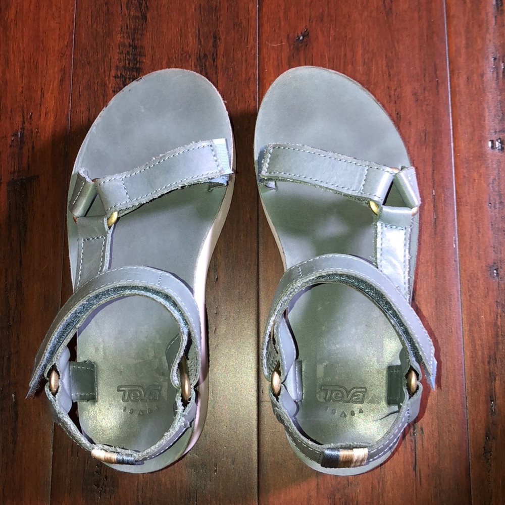 Platform Tevas